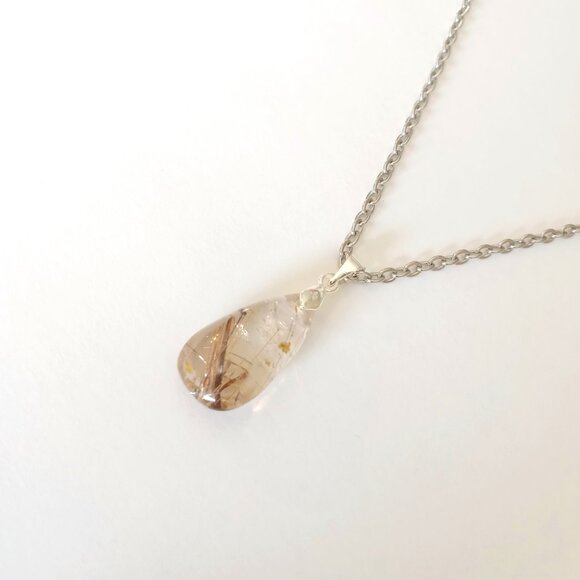 Golden rutilated quartz teardrop pendant on 20" inch silver necklace new - Picture 3 of 8